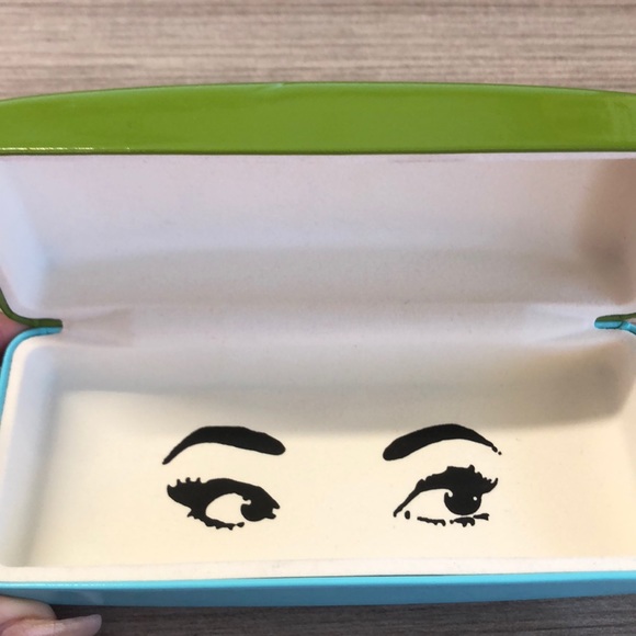 Kate Spade Sunglasses case - Picture 2 of 5
